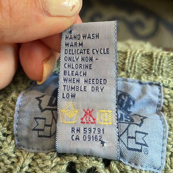 Vtg 80s/90s Cambridge Dry Goods Company sage green wooden beaded sweater vest - Picture 8 of 8